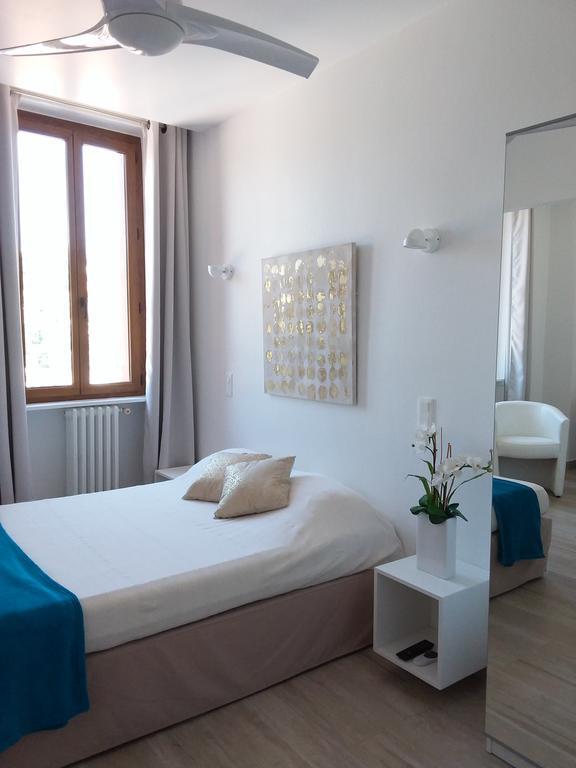 Hotel Du Soleil Hyères Zewnętrze zdjęcie