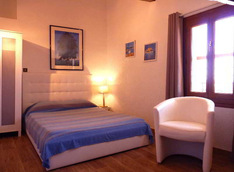 Hotel Du Soleil Hyères Zewnętrze zdjęcie